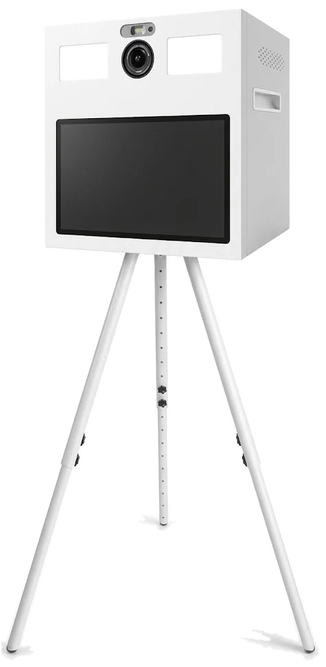 Trạm chụp ảnh Smart Booth trên chân đứng, có camera, đèn và màn hình